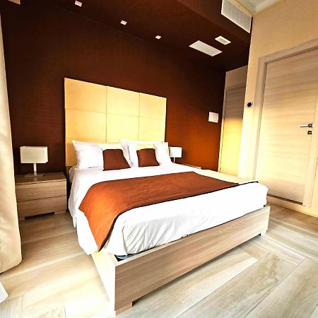Trilogy Prestige - Central Premium Suites Lecce Kültér fotó