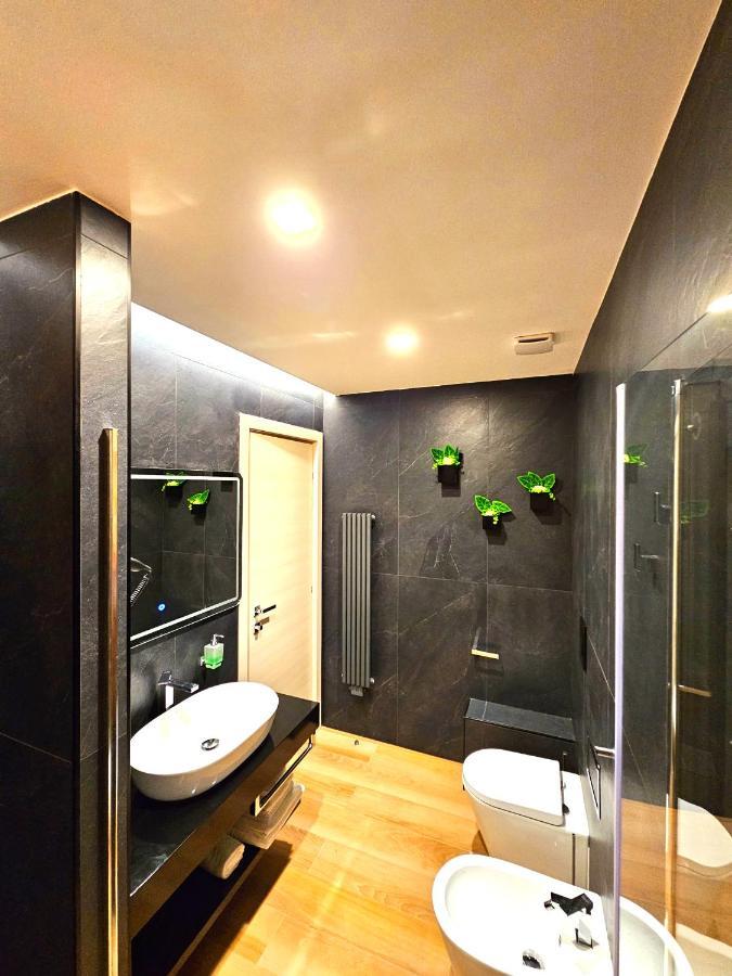 Trilogy Prestige - Central Premium Suites Lecce Kültér fotó